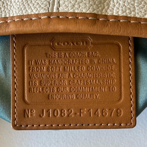 Coach Cream and Tan Leather Crossbody Bag - Picture 3 of 15